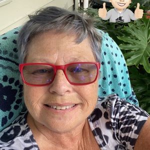 Meet your Posher, Lydia